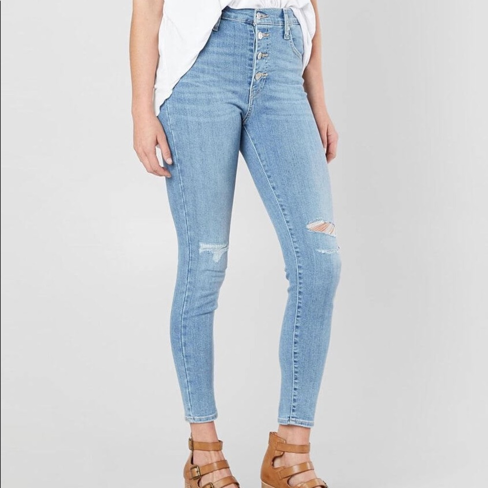High Waisted Skinny Levi’s Jeans